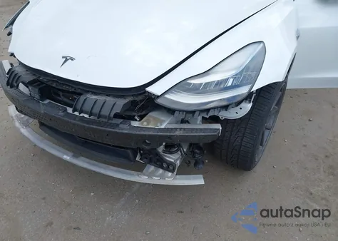 2020 Tesla Model 3 Standard Range Plus Rear-Wheel Drive/Standard Range Rear-Wheel Drive from USA, damaged, VIN 5YJ3E1EA3LF597513